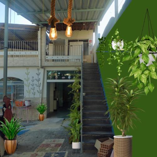 Casa Jardim Hostel Bh - Santa Efigenia - Paraiso เบโลโอรีซอนชี ภายนอก รูปภาพ