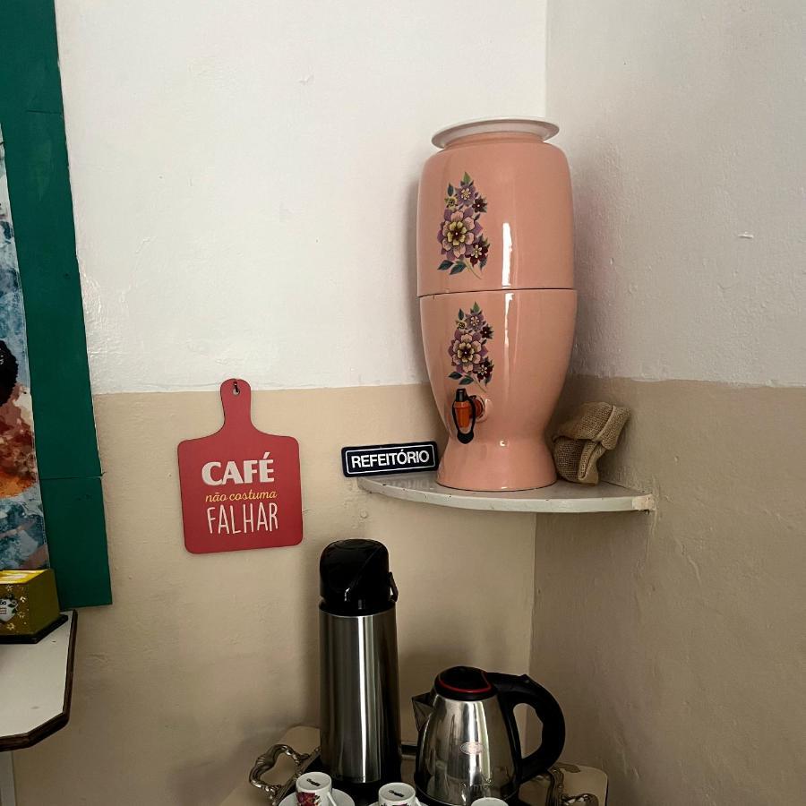 Casa Jardim Hostel Bh - Santa Efigenia - Paraiso เบโลโอรีซอนชี ภายนอก รูปภาพ